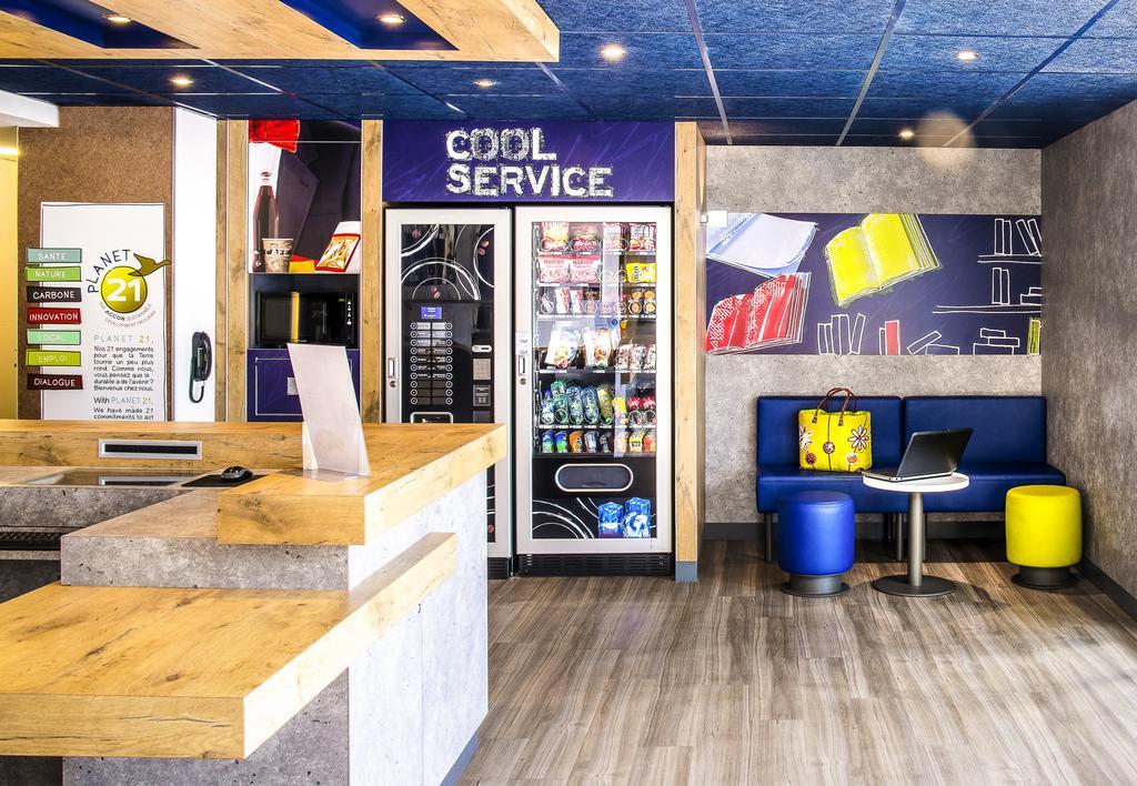 里昂热尔兰宜必思快捷酒店 外观 照片